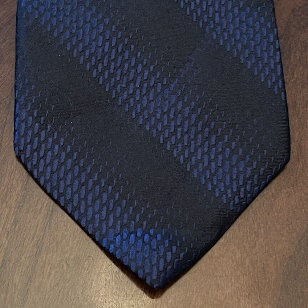 Jon Randall Blue Black Hand Made 100% Silk Men’s Neck Tie Made In China XL